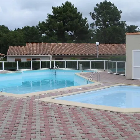 Location Maison Avec Piscine - 4 Pers. - - Fr-1-738-9 Les Mathes