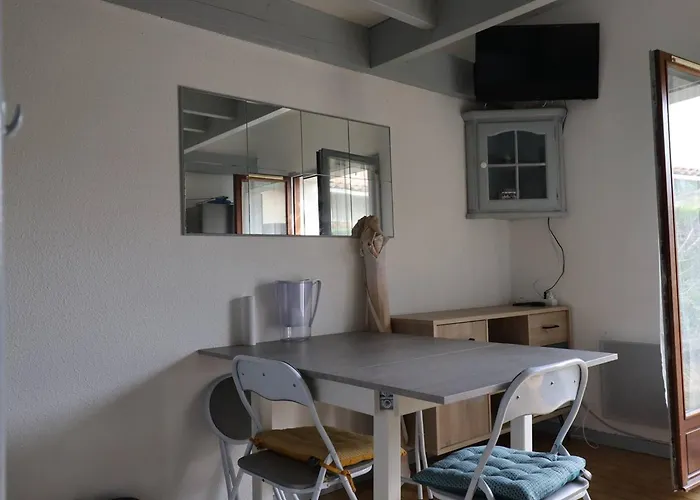 Location Maison Avec Piscine - 4 Pers. - - Fr-1-738-9 *